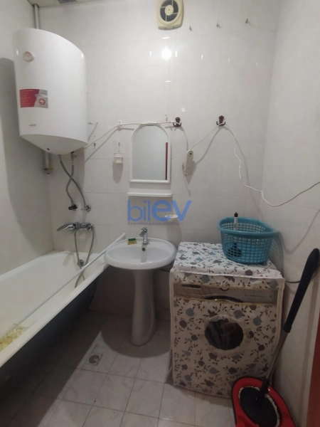Aylıq Kirayə 2 otaqlı Köhnə Tikili bina evi  60m², Bakı