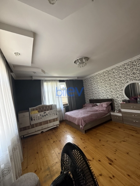 Satış 7 otaqlı Həyət evi  230m², Bakı