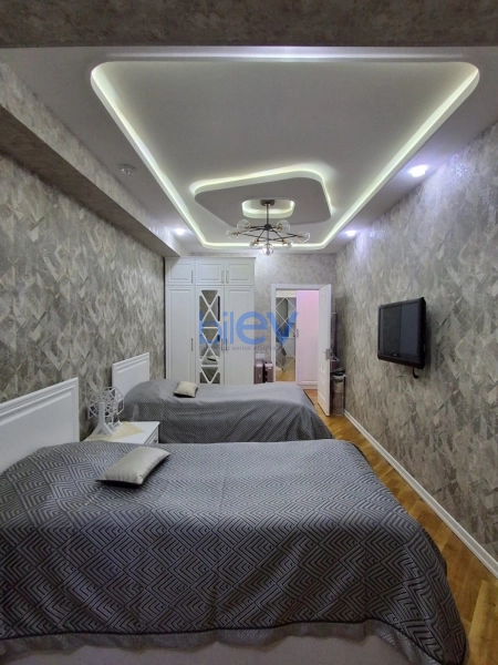 Satış 3 otaqlı Yeni Tikili bina evi  85m², Xırdalan