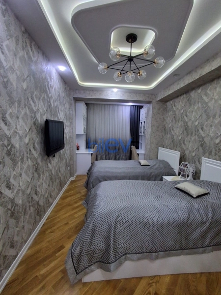Satış 3 otaqlı Yeni Tikili bina evi  85m², Xırdalan