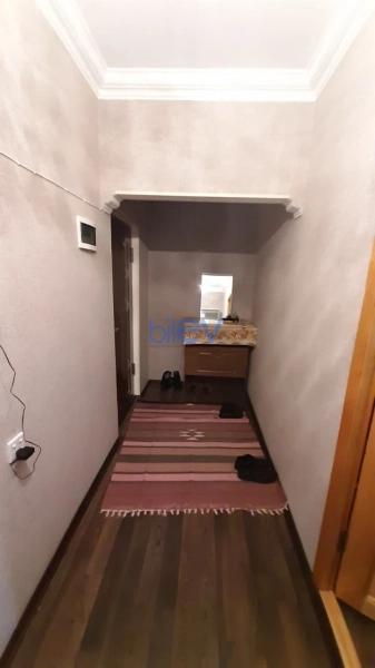 Satış 5 otaqlı Köhnə Tikili bina evi  110m², Bakı