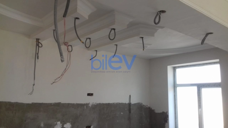 Satış 16 otaqlı Həyət evi  600m², Bakı