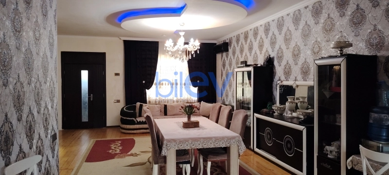 Satış 5 otaqlı Həyət evi  220m², Bakı