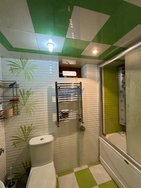 Aylıq Kirayə 8 otaqlı Həyət evi  305m², Bakı