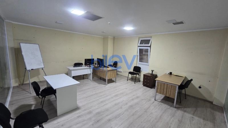 Aylıq Kirayə 1 otaqlı Ofis  38m², Bakı