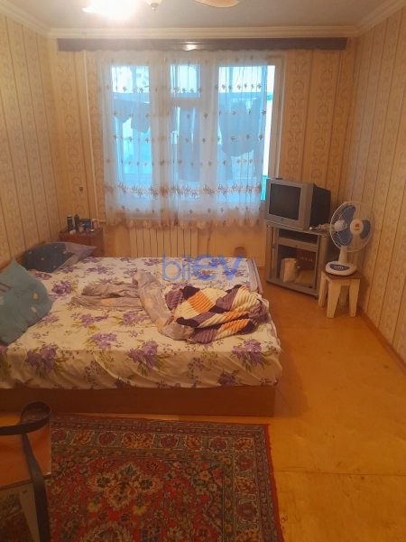 Satış 1 otaqlı Köhnə Tikili bina evi  38m², Bakı