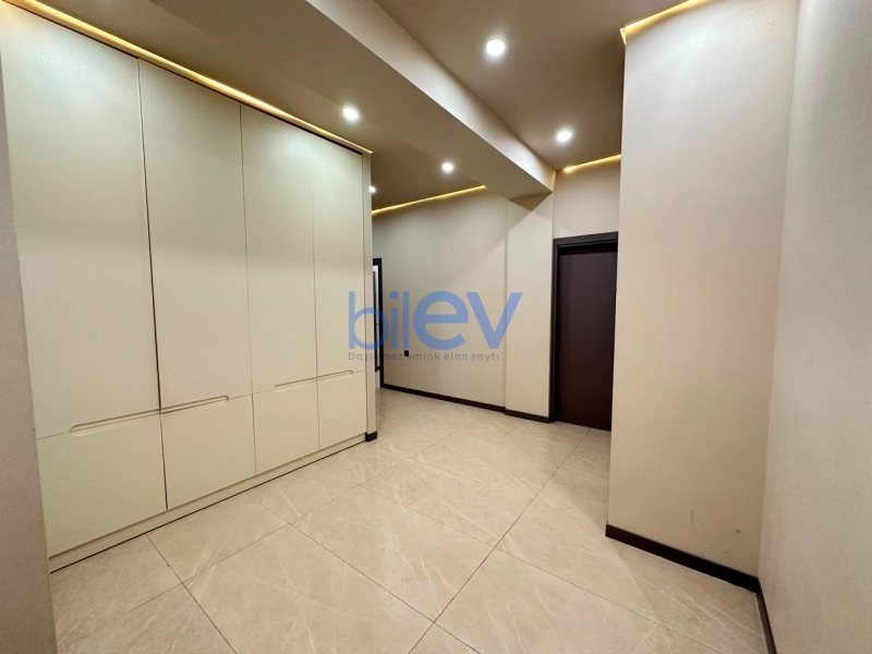 Aylıq Kirayə 3 otaqlı Yeni Tikili bina evi  145m², Bakı