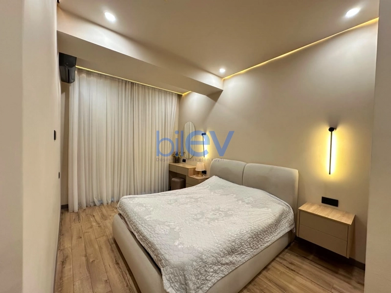 Aylıq Kirayə 3 otaqlı Yeni Tikili bina evi  145m², Bakı