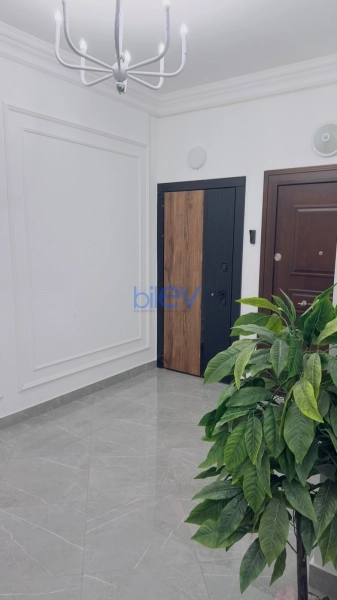 Aylıq Kirayə 3 otaqlı Yeni Tikili bina evi  145m², Bakı