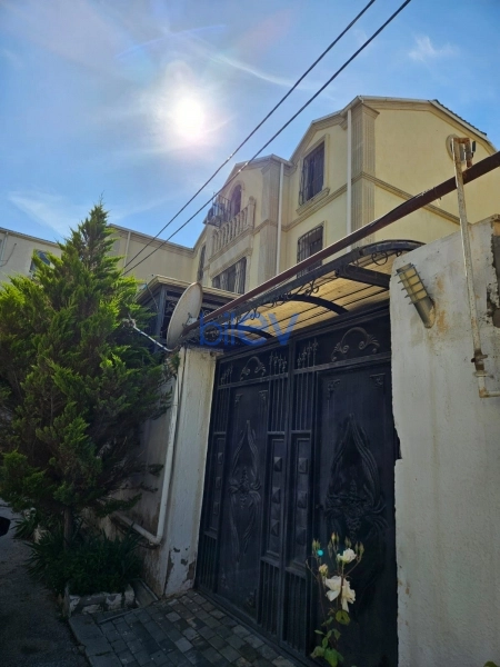 Satış 6 otaqlı Villa  240m², Bakı