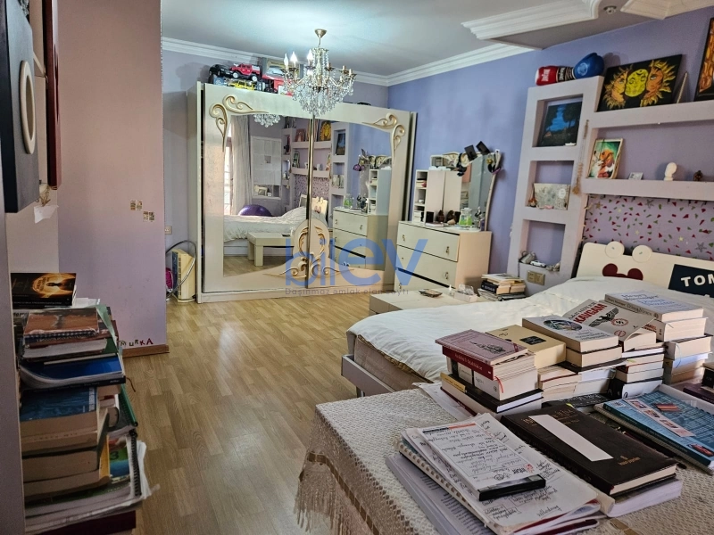 Satış 6 otaqlı Villa  240m², Bakı