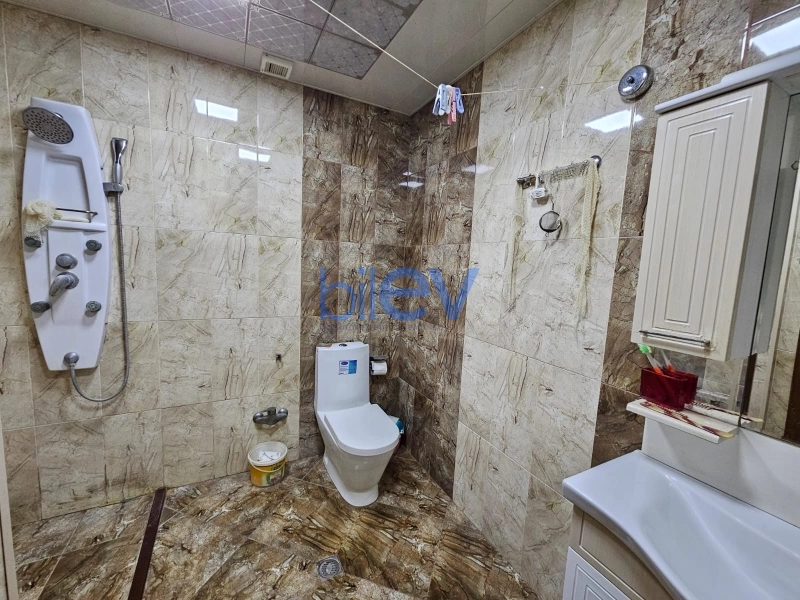 Satış 6 otaqlı Villa  240m², Bakı