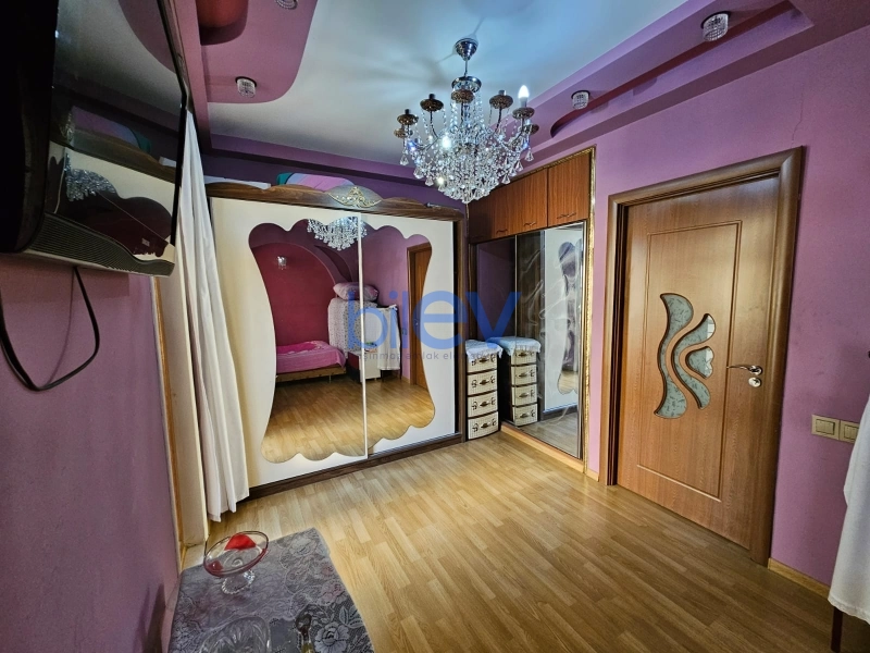 Satış 6 otaqlı Villa  240m², Bakı