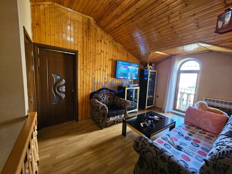 Satış 6 otaqlı Villa  240m², Bakı