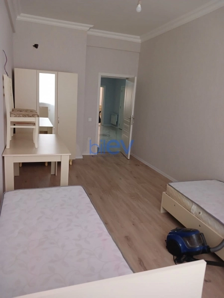 Aylıq Kirayə 3 otaqlı Yeni Tikili bina evi  125m², Bakı