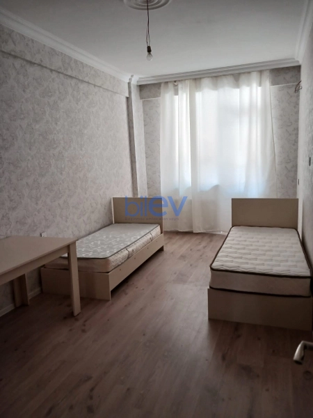 Aylıq Kirayə 3 otaqlı Yeni Tikili bina evi  125m², Bakı