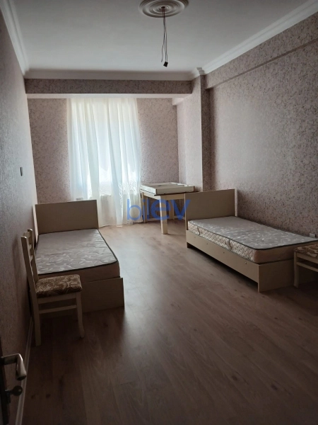 Aylıq Kirayə 3 otaqlı Yeni Tikili bina evi  125m², Bakı