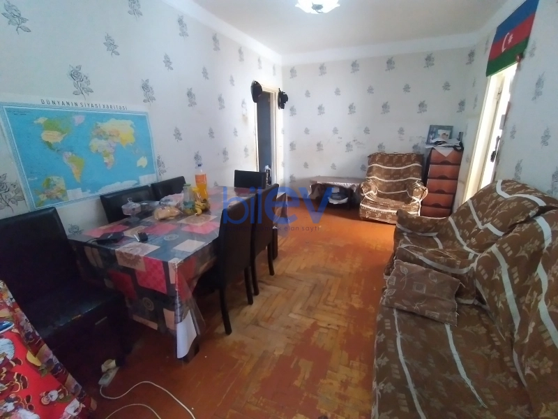 Satış 2 otaqlı Köhnə Tikili bina evi  50m², Bakı