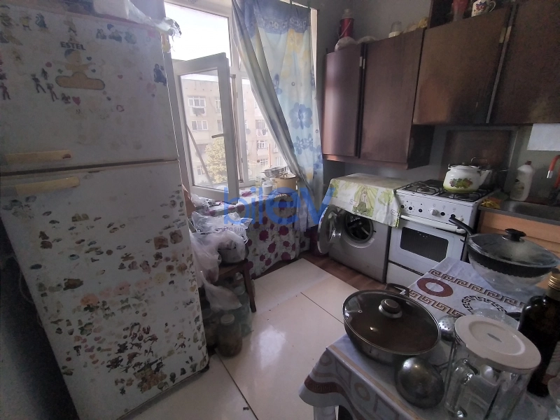 Satış 2 otaqlı Köhnə Tikili bina evi  50m², Bakı