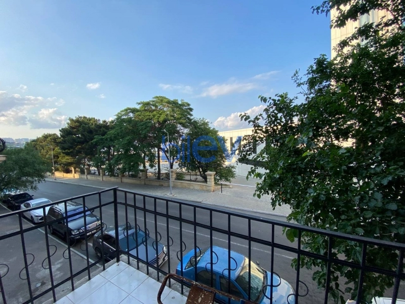 Aylıq Kirayə 2 otaqlı Köhnə Tikili bina evi  40m², Bakı