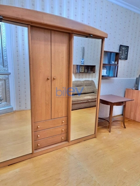 Aylıq Kirayə 2 otaqlı Köhnə Tikili bina evi  60m², Bakı
