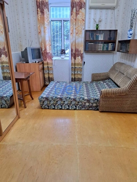 Aylıq Kirayə 2 otaqlı Köhnə Tikili bina evi  60m², Bakı