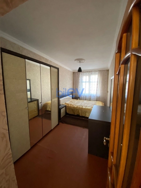 Aylıq Kirayə 2 otaqlı Köhnə Tikili bina evi  55m², Bakı