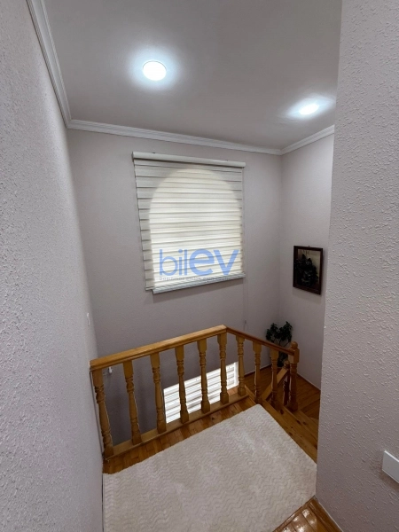 Satış 7 otaqlı Həyət evi  210m², Bakı