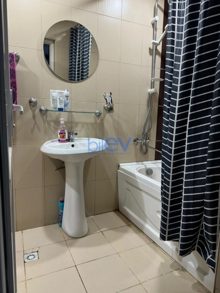 Satış 7 otaqlı Həyət evi  210m², Bakı