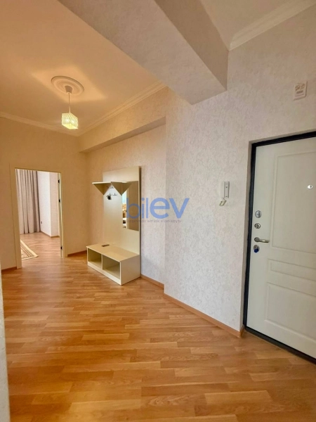 Aylıq Kirayə 2 otaqlı Yeni Tikili bina evi  71m², Bakı