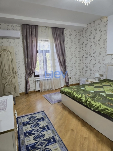 Günlük Kirayə 5 otaqlı Bağ evi  200m², Bakı