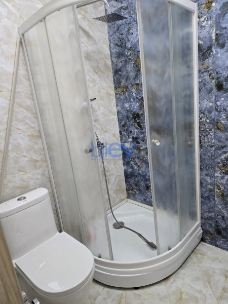 Günlük Kirayə 5 otaqlı Bağ evi  200m², Bakı