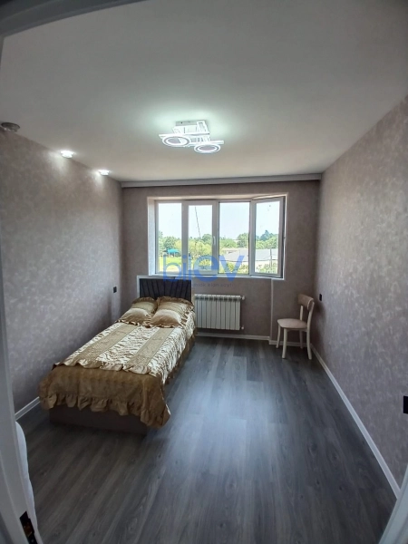 Satış 3 otaqlı Köhnə Tikili bina evi  81m², Lənkəran