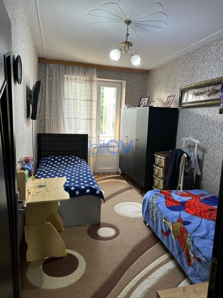 Satış 3 otaqlı Köhnə Tikili bina evi  120m², Lənkəran
