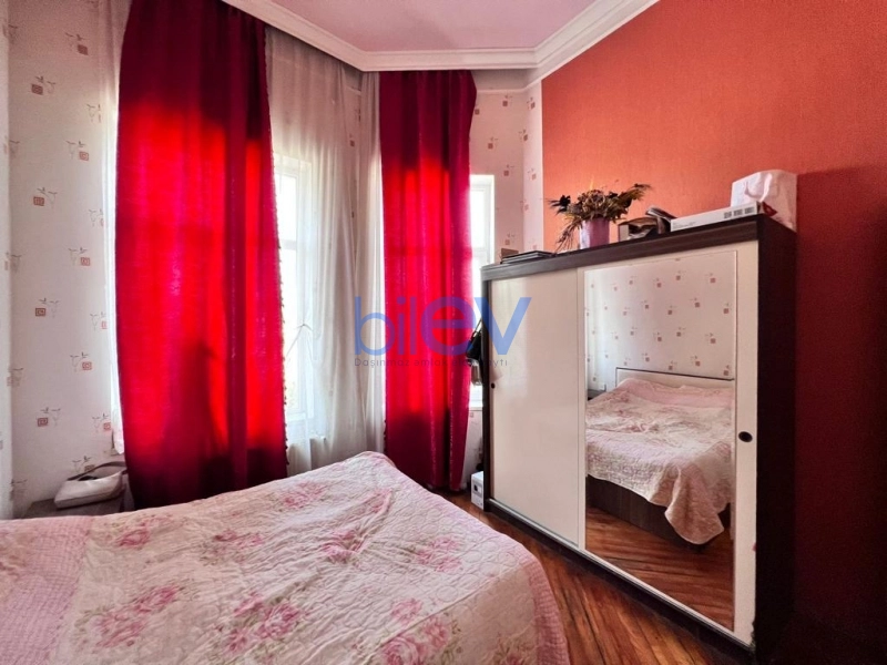 Satış 15 otaqlı Həyət evi  600m², Bakı