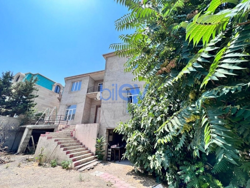 Satış 15 otaqlı Həyət evi  600m², Bakı