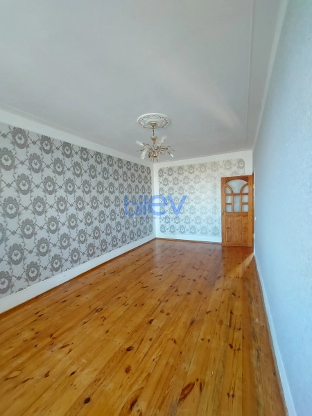 Satış 2 otaqlı Köhnə Tikili bina evi  50m², Bakı