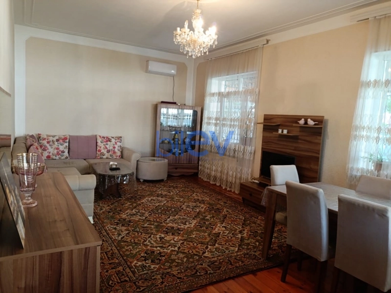 Satış 5 otaqlı Həyət evi  200m², Bakı