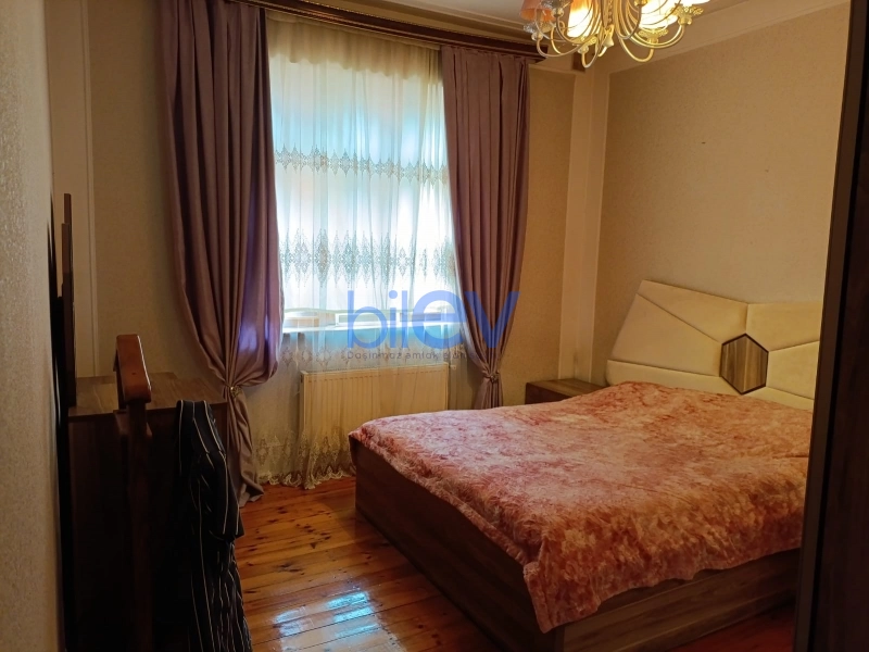Satış 5 otaqlı Həyət evi  200m², Bakı