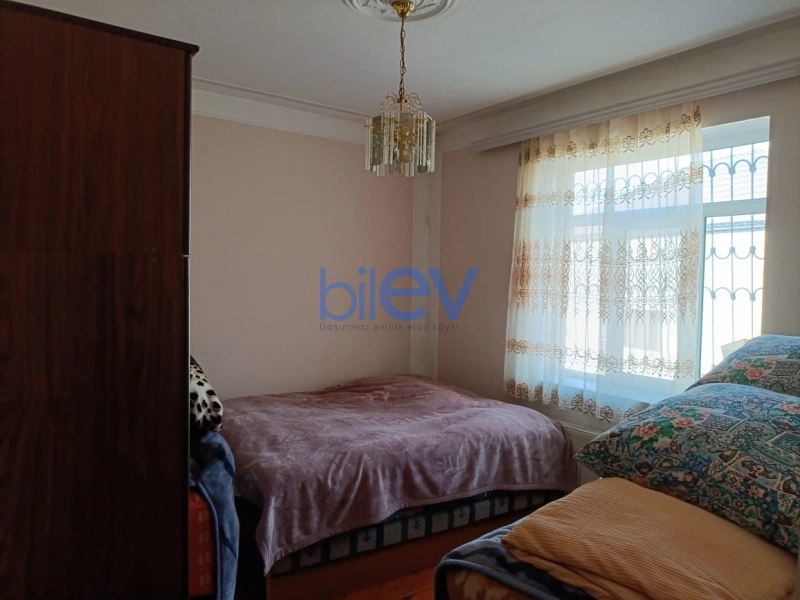 Satış 5 otaqlı Həyət evi  200m², Bakı