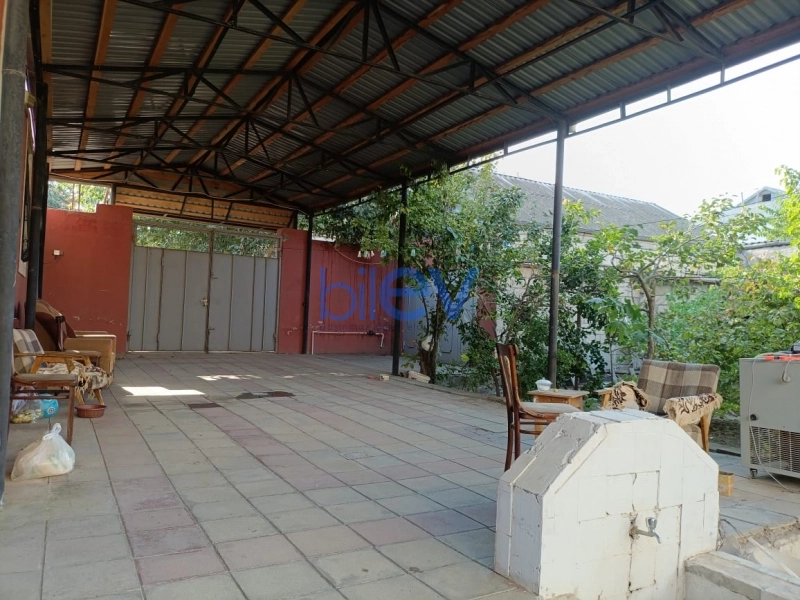 Satış 5 otaqlı Həyət evi  200m², Bakı