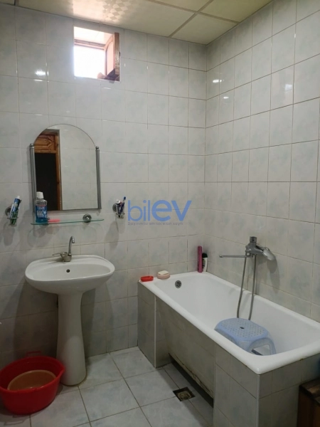Satış 5 otaqlı Həyət evi  200m², Bakı