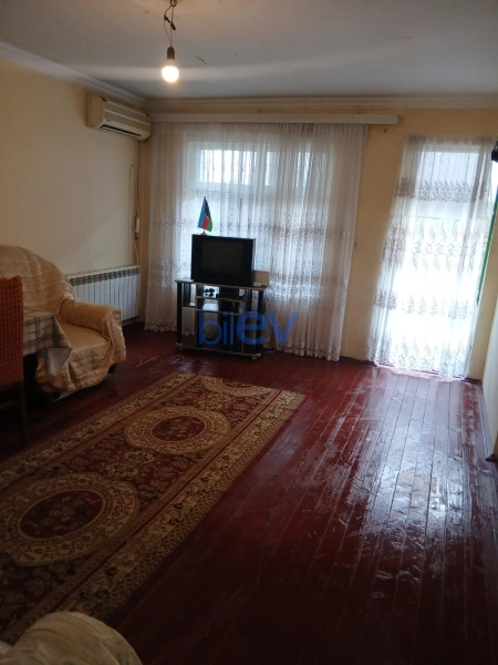 Aylıq Kirayə 3 otaqlı Həyət evi  50m², Bakı