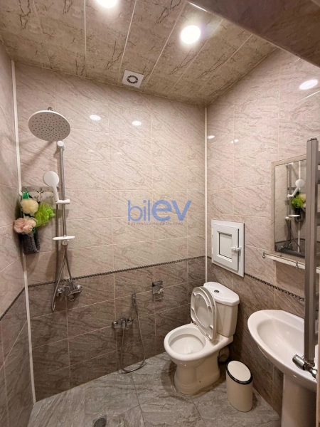 Satış 2 otaqlı Yeni Tikili bina evi  63m², Bakı