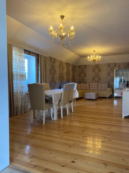 Satış 6 otaqlı Həyət evi  190m², Bakı