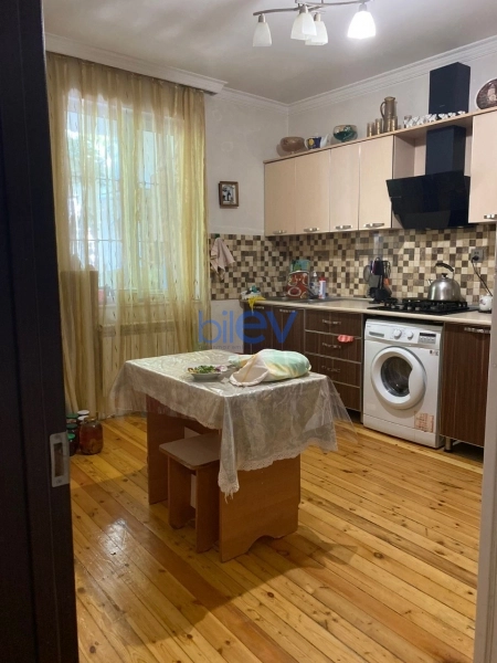 Satış 6 otaqlı Həyət evi  190m², Bakı