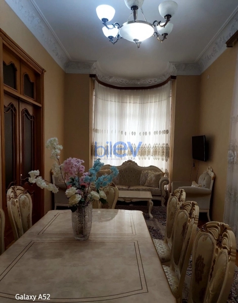 Satış 5 otaqlı Həyət evi  252m², Bakı