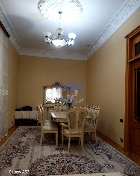 Satış 5 otaqlı Həyət evi  252m², Bakı