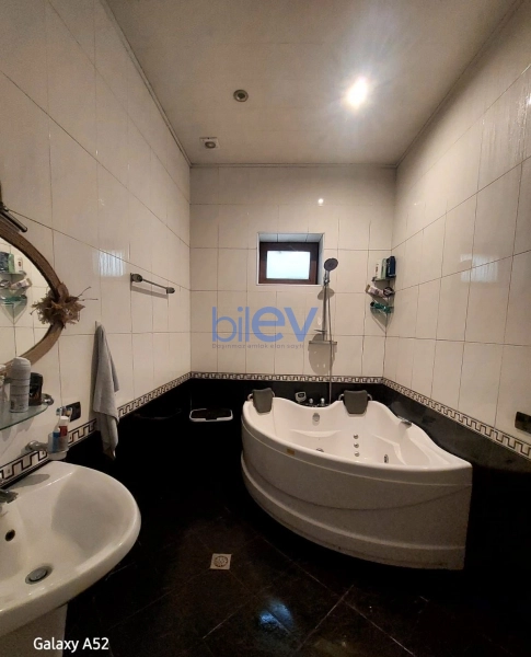 Satış 5 otaqlı Həyət evi  252m², Bakı