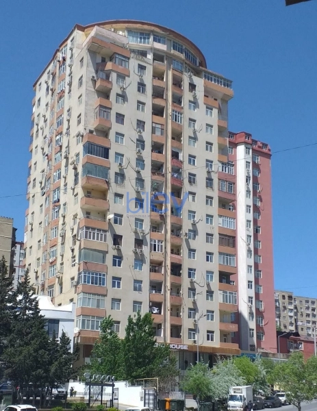 Satış 3 otaqlı Yeni Tikili bina evi  156m², Bakı